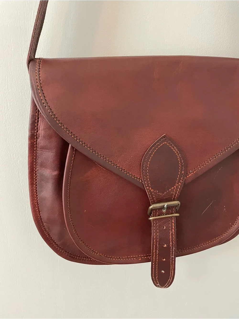 Classic Brown Leather Saddle Crossbody Bag